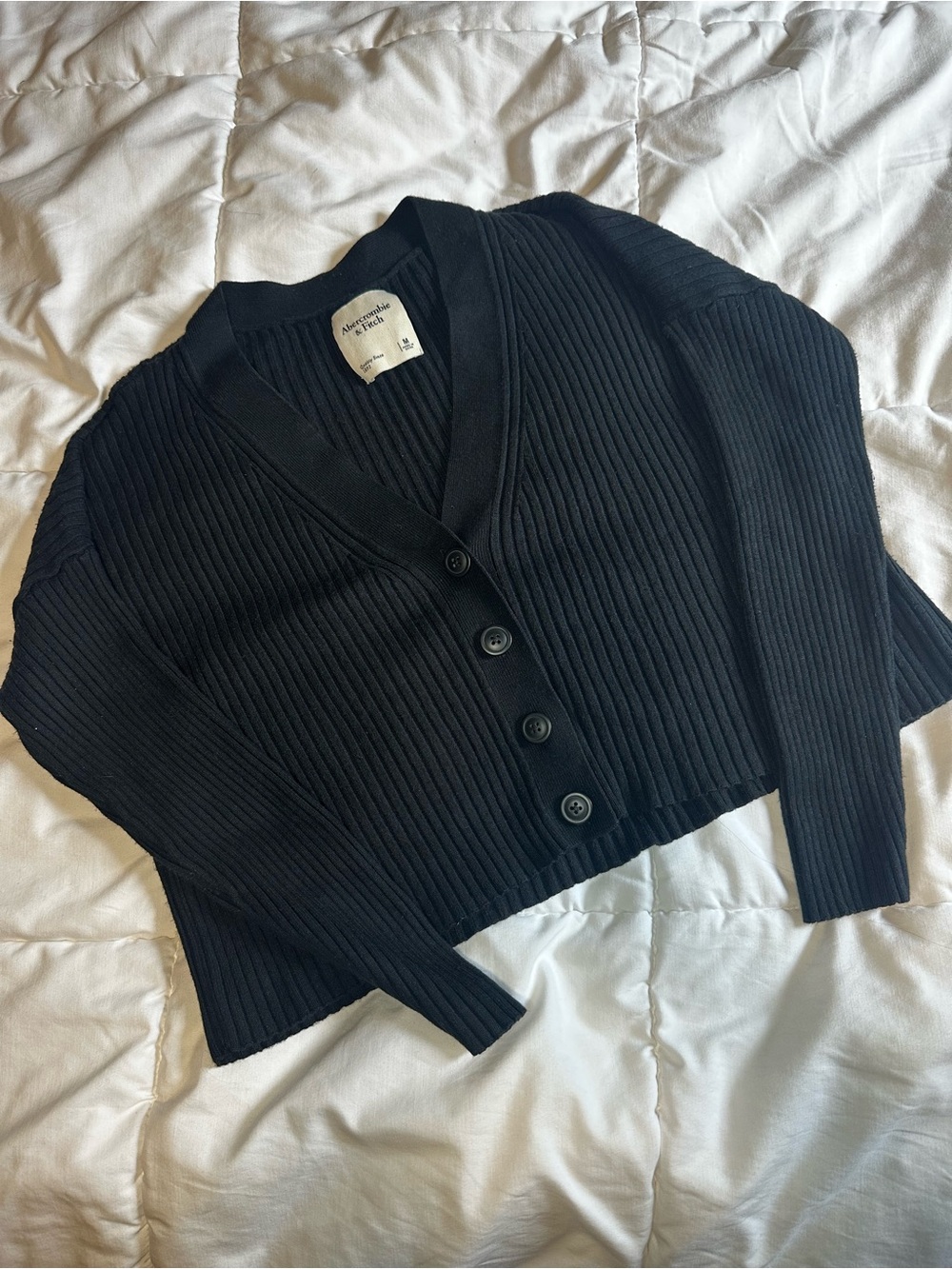 Abercrombie & Fitch Ribbed Button-Front Cardigan in Black Size Medium Like New
